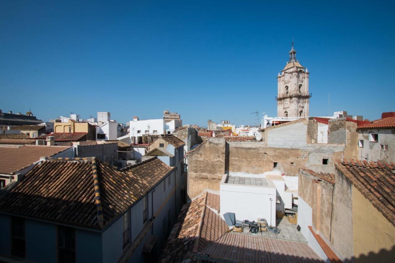 Holidays2Malaga Calle Nueva High Speed Wifi Luaran gambar