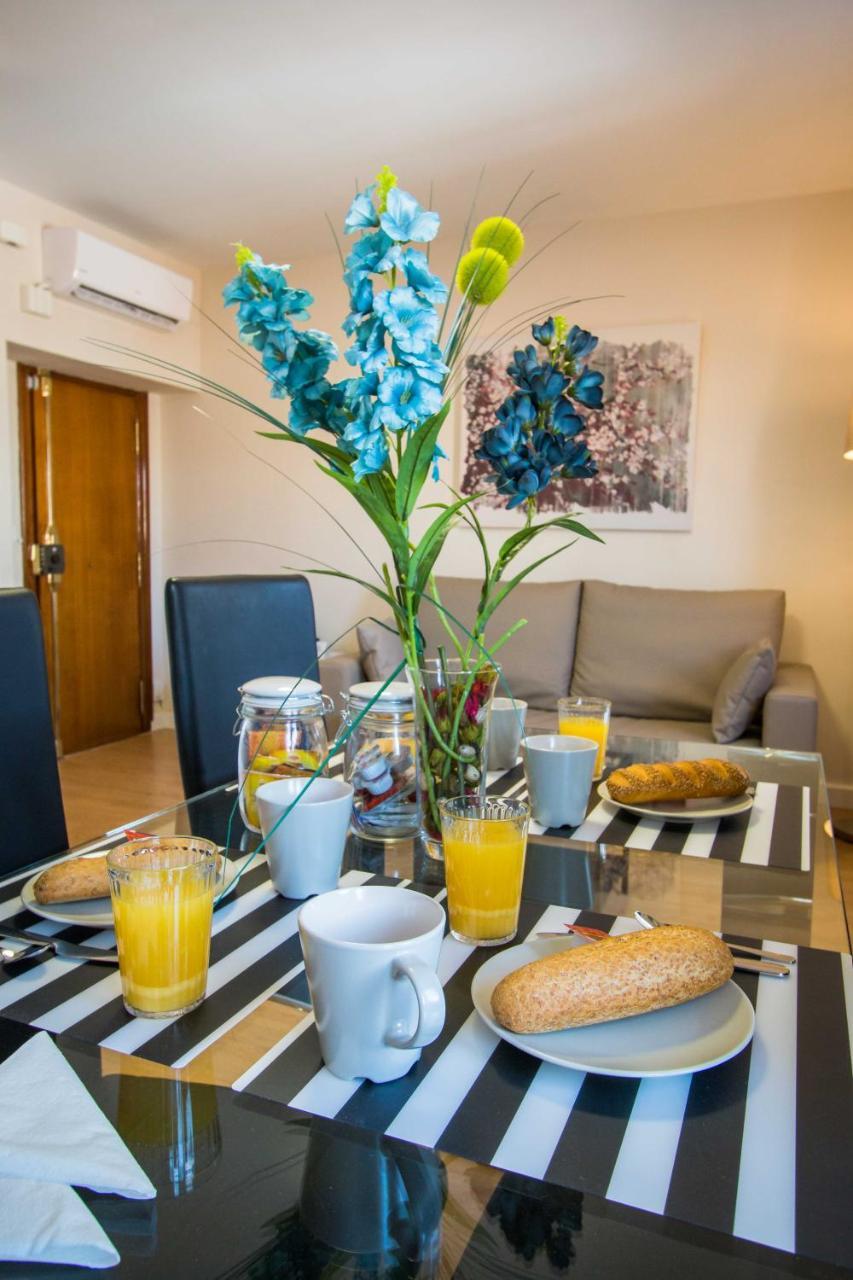 Holidays2Malaga Calle Nueva High Speed Wifi Luaran gambar