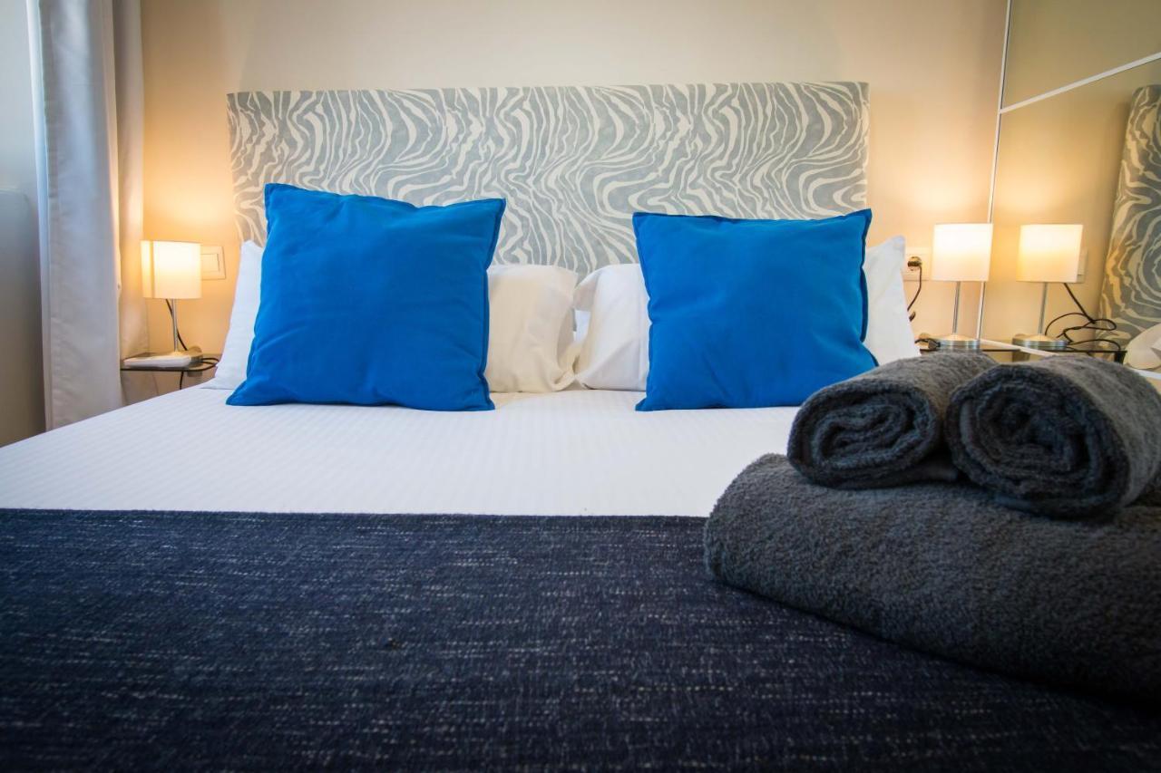 Holidays2Malaga Calle Nueva High Speed Wifi Luaran gambar